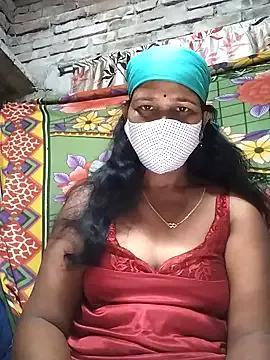 Dollyroy3 webcams show profile image 