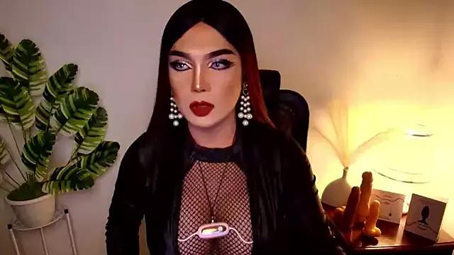 Dom_Goddess_Nyx from StripChat is Freechat