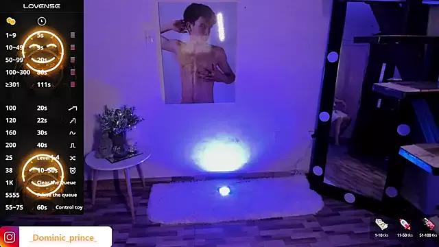 Discover our girls online shows and discover the company of countless livestreamers, with stunning shapes, sex toys and more.