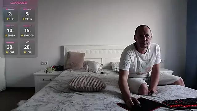 DonorDi from StripChat