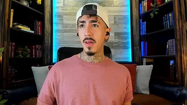 Donovan_Desmond from StripChat