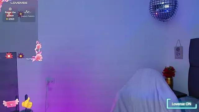 Dream_wish from StripChat is Freechat