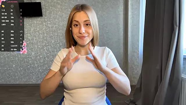 DreamyOlivia from StripChat is Freechat