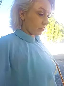 Photos of DROPPEDEADDAISY from StripChat is Private