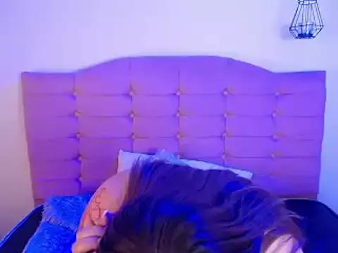 dulce01_ls from StripChat is Freechat