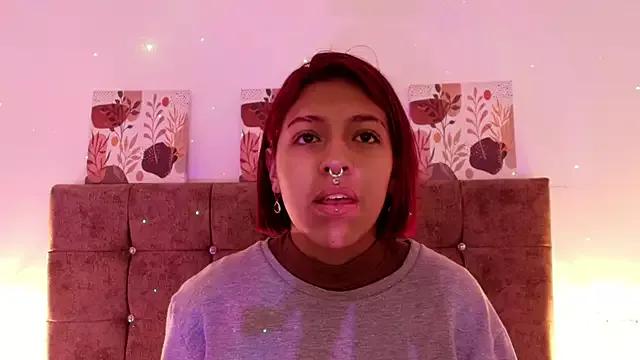 Dulce_Bella_ from StripChat is Freechat