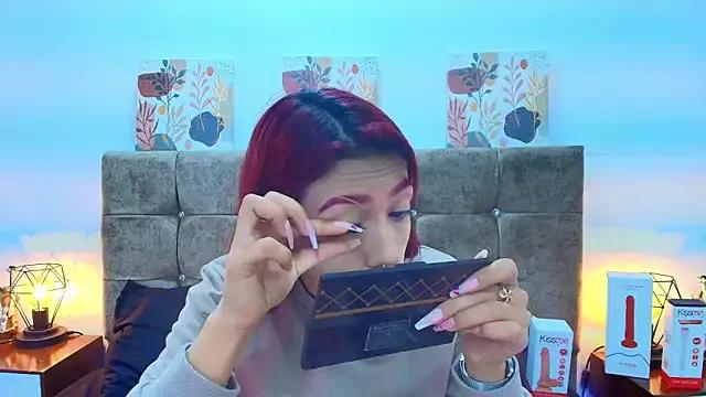 Dulce_Bella_ from StripChat is Freechat