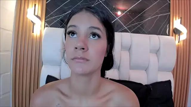 Dulce_dl from StripChat is Freechat