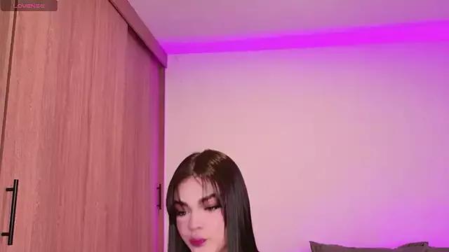 DulceDuarte from StripChat is Freechat