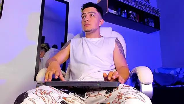 Dylan_Blaze_ from StripChat is Freechat