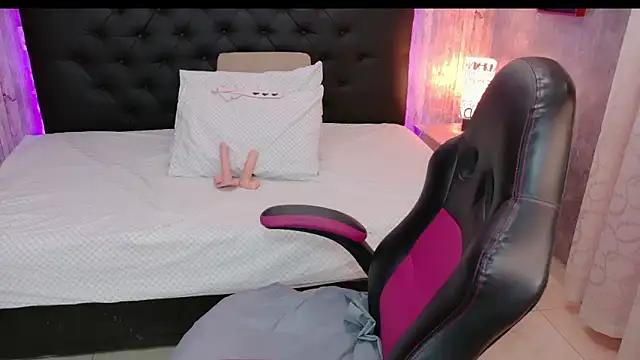 Edelaine_rogers from StripChat
