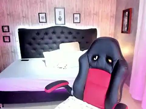 Edelaine_rogers from StripChat
