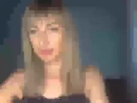 EffectMaya from StripChat