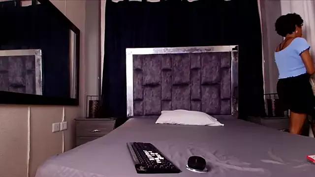 Effie_cooper from StripChat