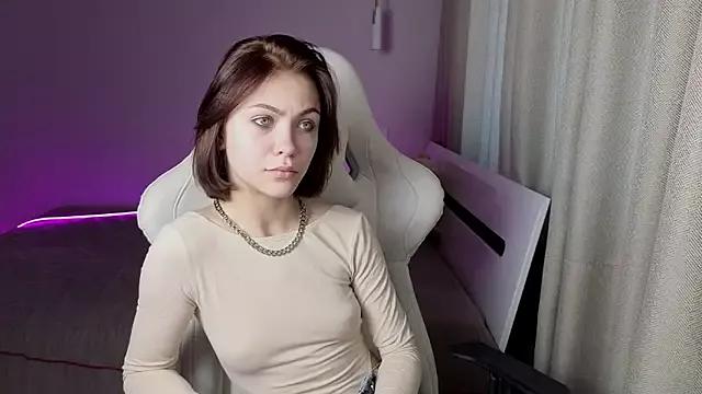 EffieAngel from StripChat