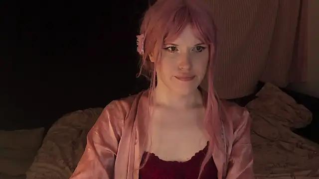 EffieMinki from StripChat
