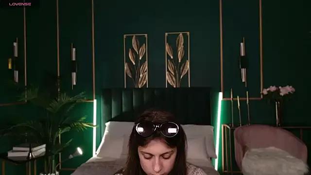 Eileen_Delight from StripChat
