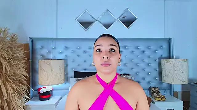 EileenBenzon from StripChat