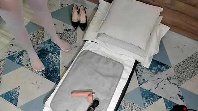 Eilin_clio from StripChat