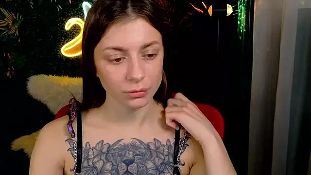 Eille_Elfie from StripChat