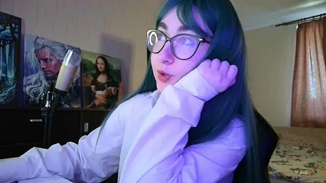 Discover our girls online shows and discover the company of countless livestreamers, with stunning shapes, sex toys and more.