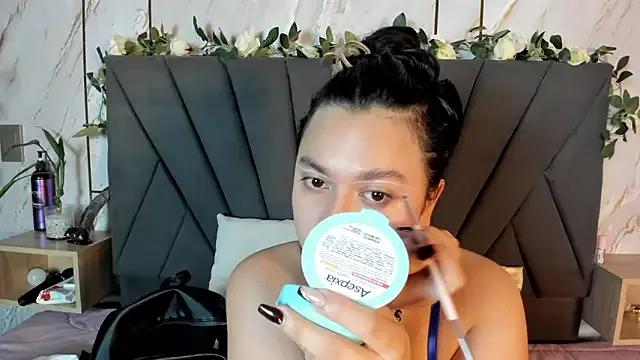 ela_hilton from StripChat is Freechat