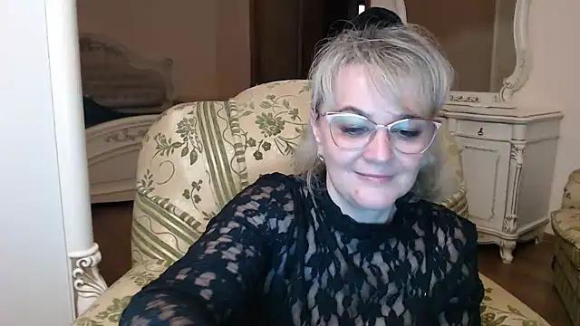 EleanoraDream from StripChat