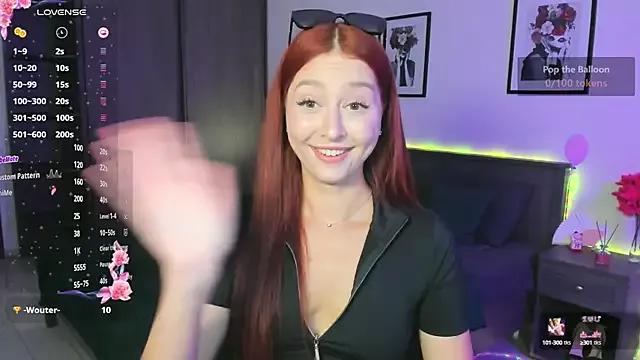 EleanorePeach from StripChat is Freechat