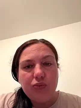 Eleanorxx from StripChat is Freechat