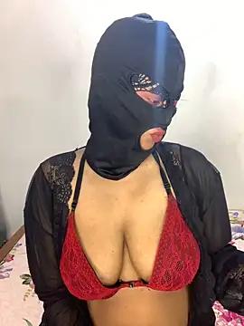 Elee_tylor from StripChat