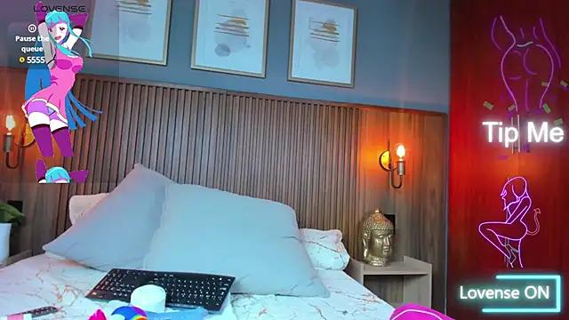 ELEKTRA_BLUE_ from StripChat
