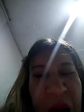 ELEKTRA_LUXURY from StripChat