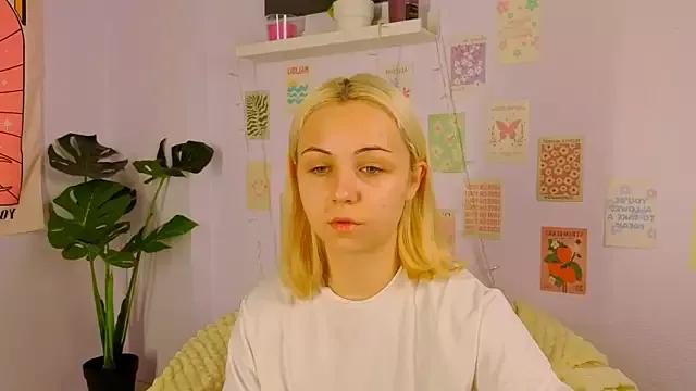 ElenaMonroe from StripChat