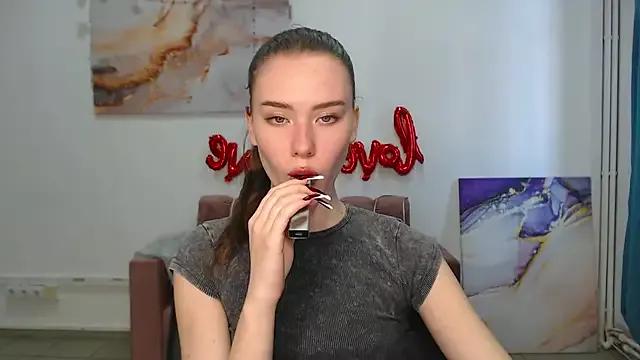 ElenaOconar from StripChat