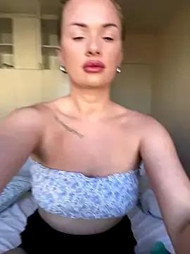 ElenaRebelle webcams show profile image 