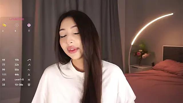 EleonorSimmes from StripChat is Freechat