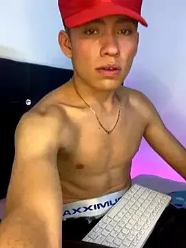 elfernh from StripChat