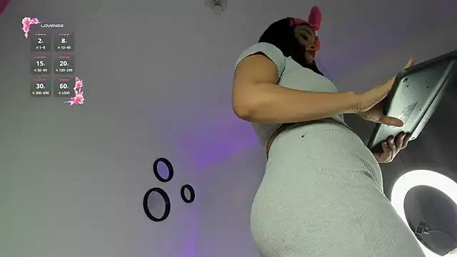 Elii_ross from StripChat