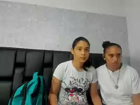 Discover our girls online shows and discover the company of countless livestreamers, with stunning shapes, sex toys and more.