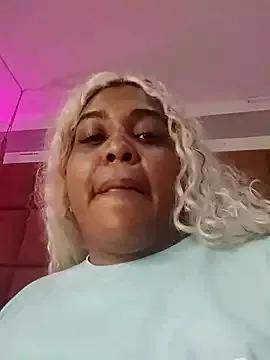 ELLA_KELLY from StripChat