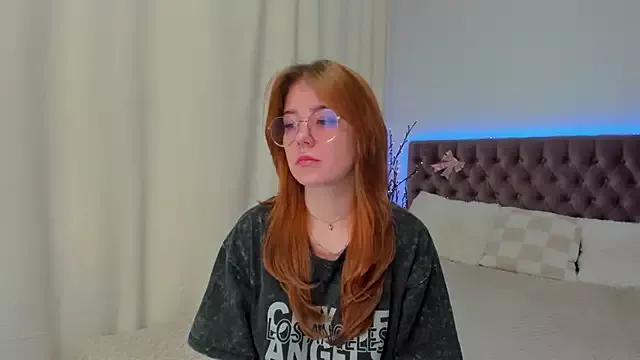 Ella_Mayers from StripChat