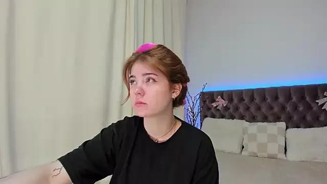 Ella_Mayers from StripChat