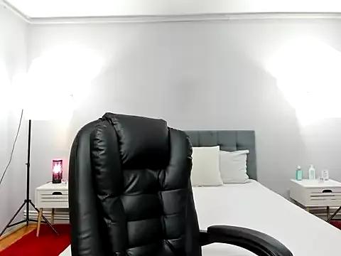 Ella_sweety00 from StripChat