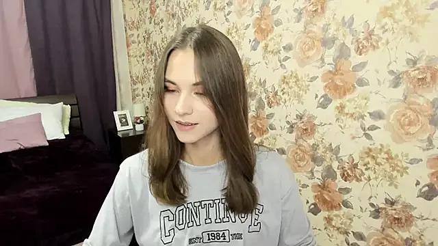 EllaCurtis from StripChat