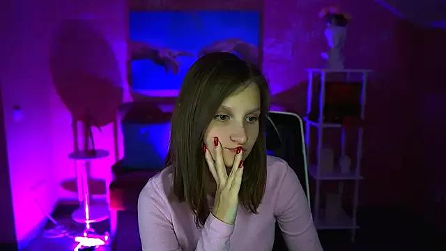 EllaHorton webcams show profile image 
