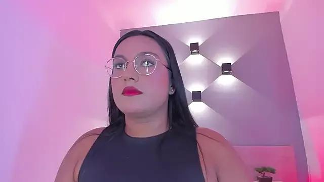ellamontoya from StripChat