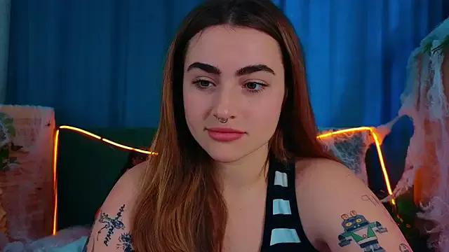 EllaParker from StripChat is Freechat