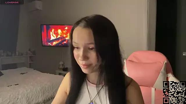 EllaSimonss webcams show profile image 