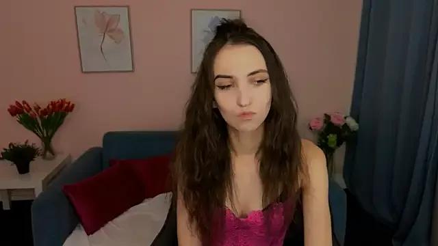 EllaSteele from StripChat