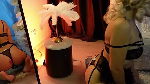 Photos of EllaWhisper from StripChat is Freechat